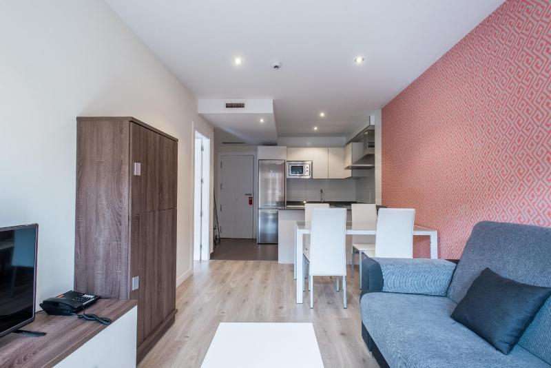 One-Bedroom Apartment with Sofa Bed (2 Adults + 2 Children) image 4
