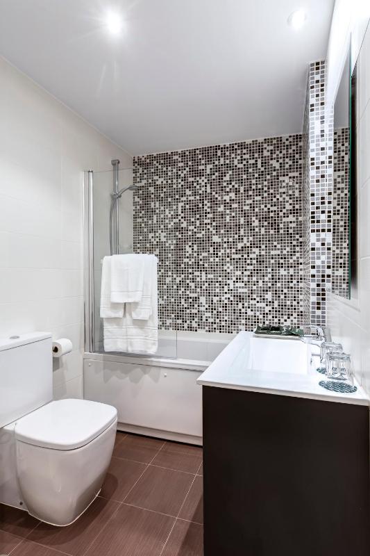 Two-Bedroom Apartment (4 Adults) image 2