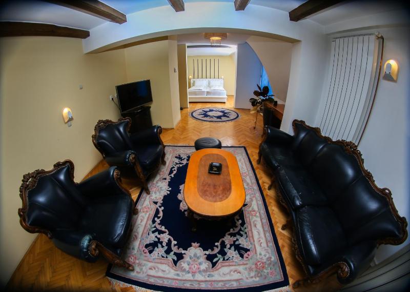 Suite with River View image 3