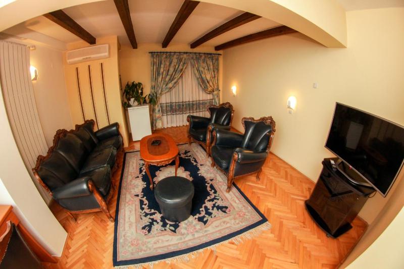 Suite with River View image 2