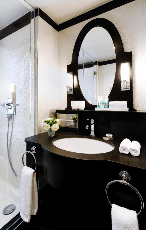 Single Room image 2