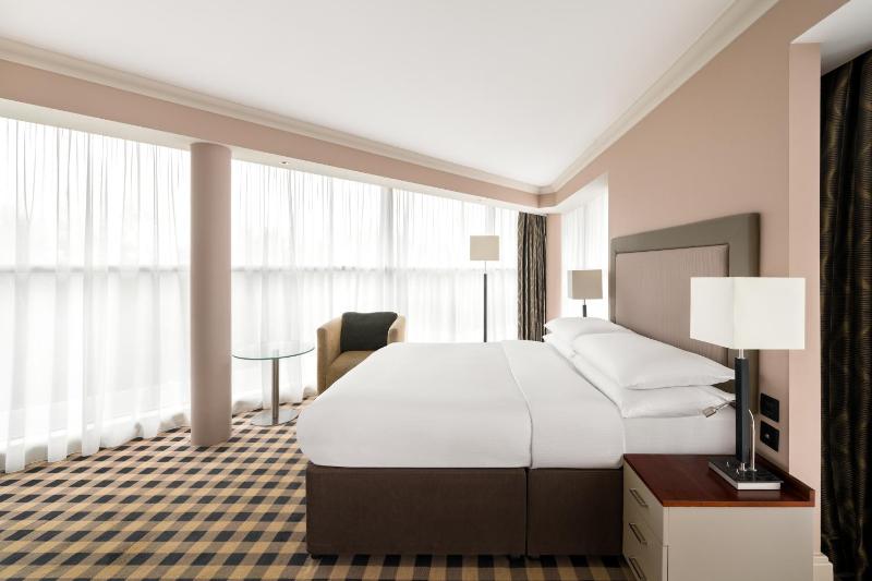 Queen Room - Mobility Access image 3