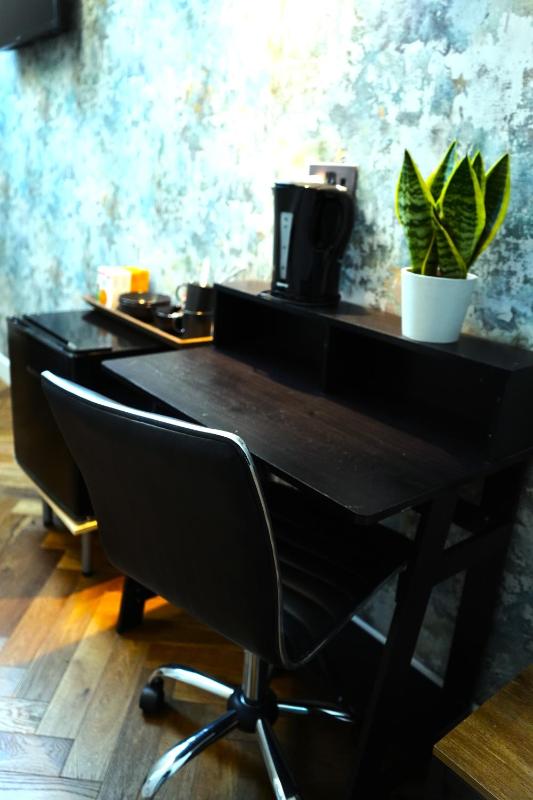 Single Room image 1