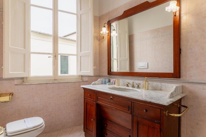 San Frediano - Apartment in the heart of Lucca - image 12