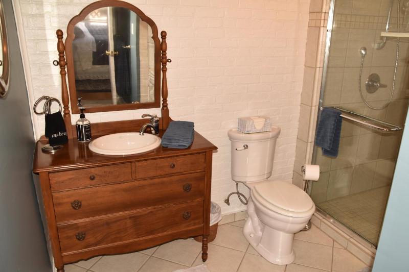 Superior King Room image 2