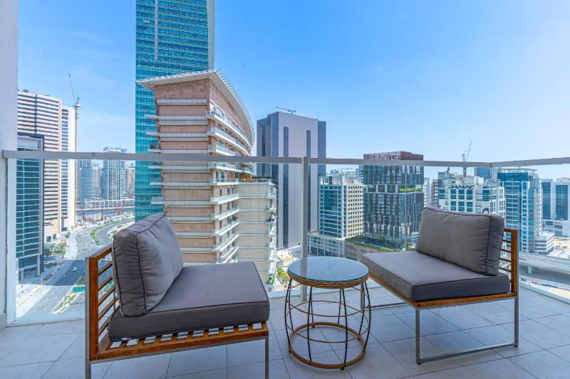 Bright & Elegant Studio I Balcony | Speedy Wi-Fi - image 16