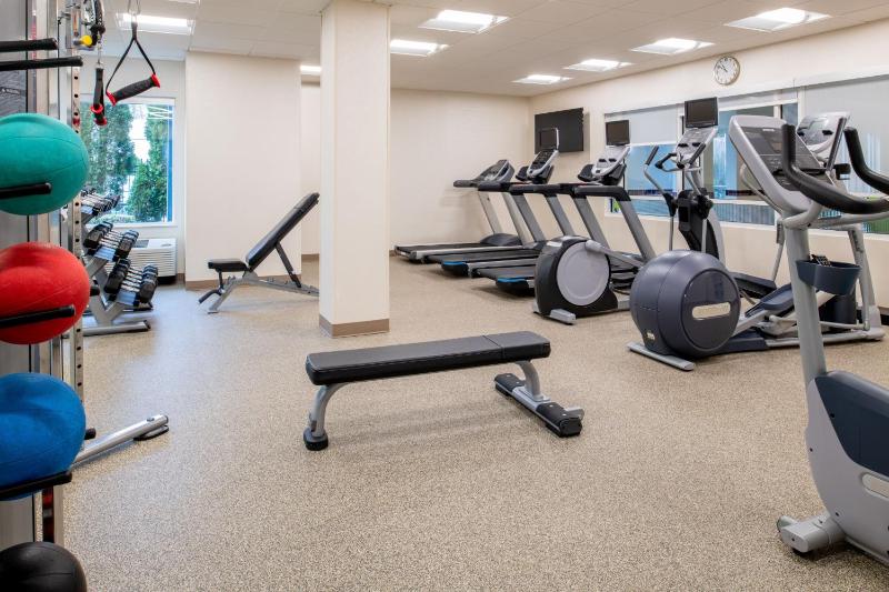 SpringHill Suites by Marriott Portland Airport - image 16