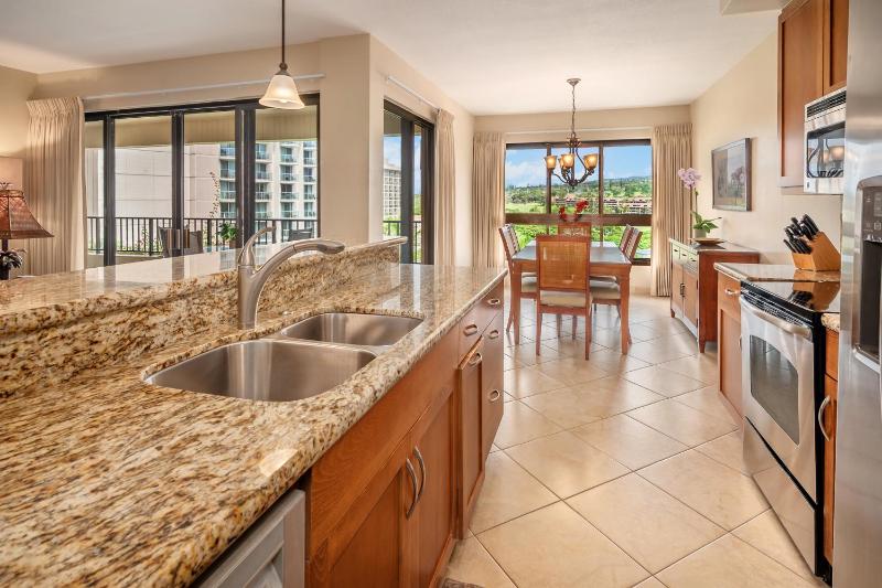 One Bedroom Mountain View image 3