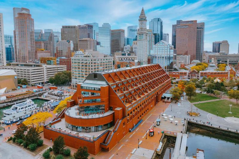 Boston Marriott Long Wharf - image 1