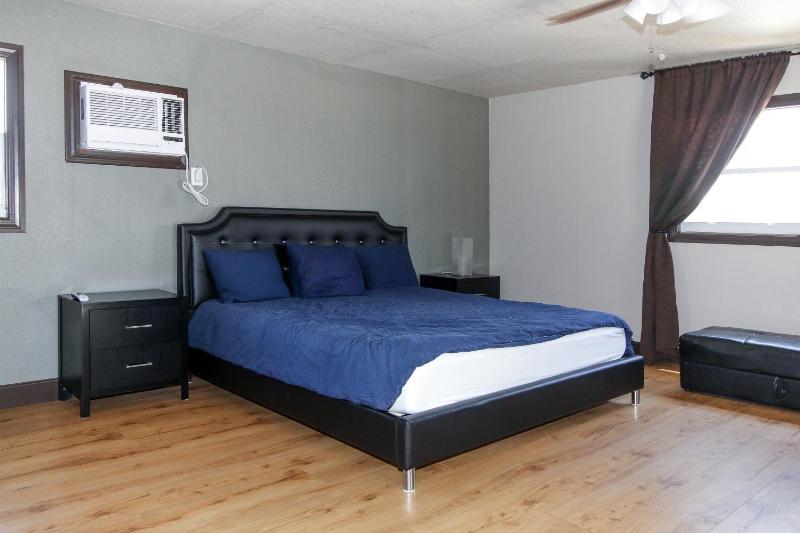 Sun Beach Inn - image 22