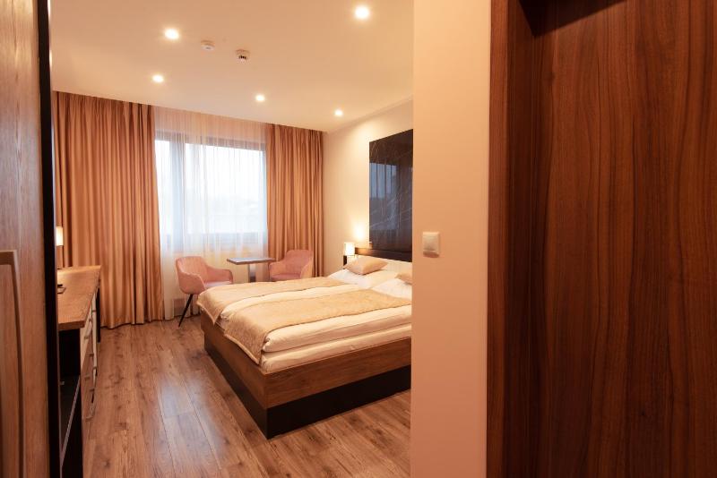 Superior Double Room image 2