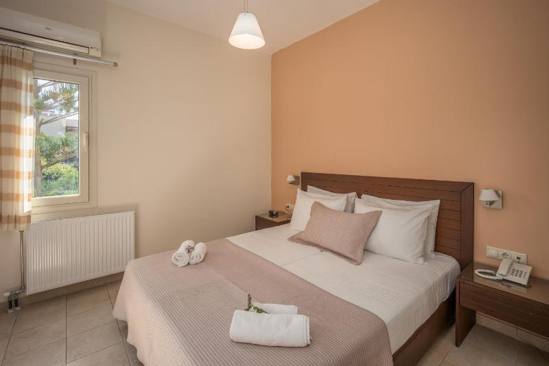 Standard Triple Apartment image 4