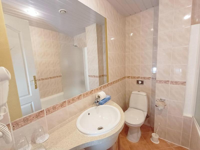 Standard Triple Room image 1