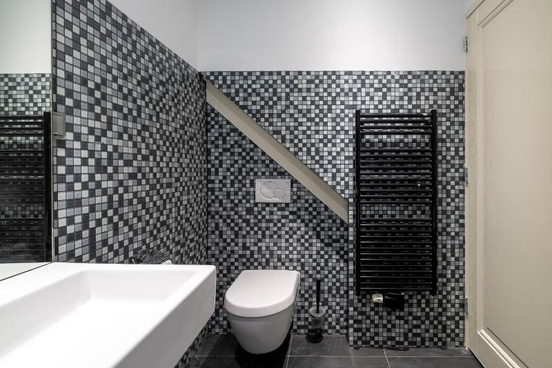 2 Bedroom Apartment with AC - Basement Duplex image 2