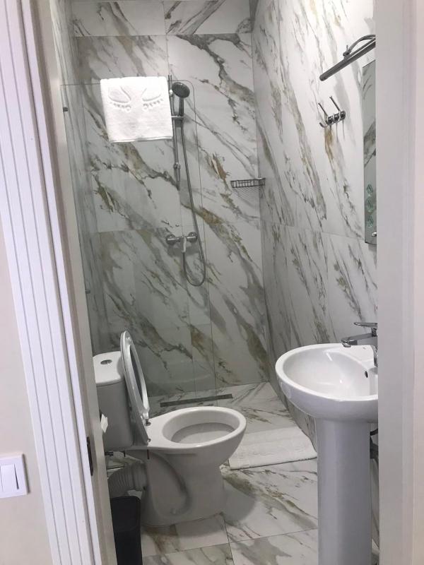 Budget Twin Room image 4