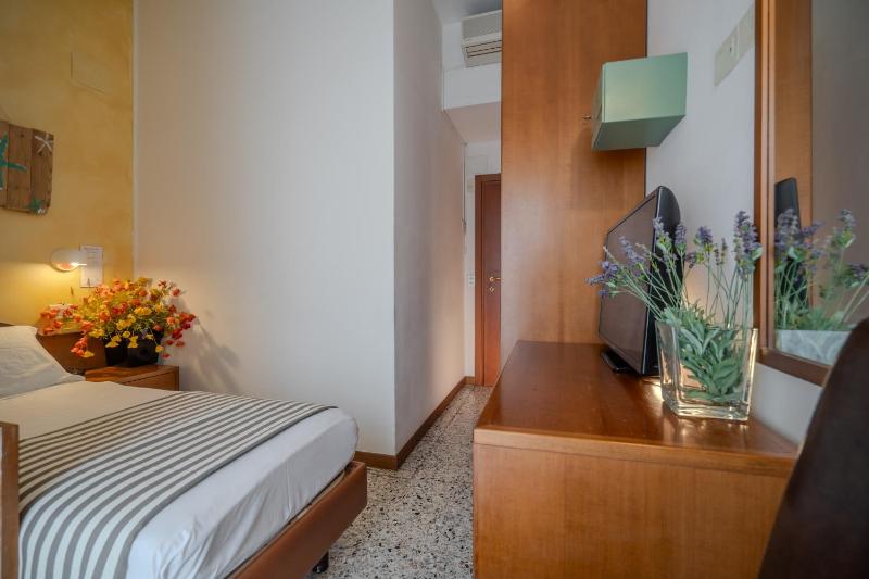 Hotel Mia - image 26