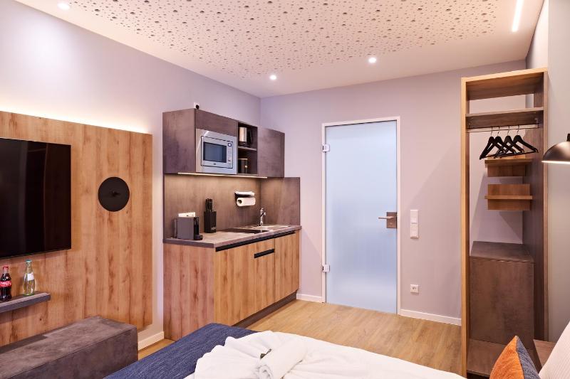 XZLLENZ Traum Studio-Apartment Frei-Parken U-Bahn Küche - image 30
