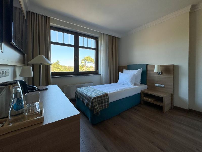 Single Room image 2