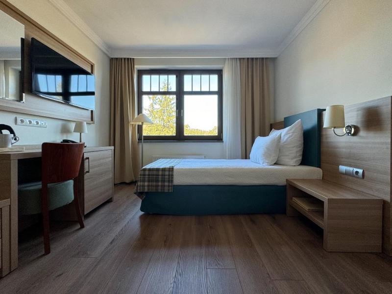 Single Room image 1