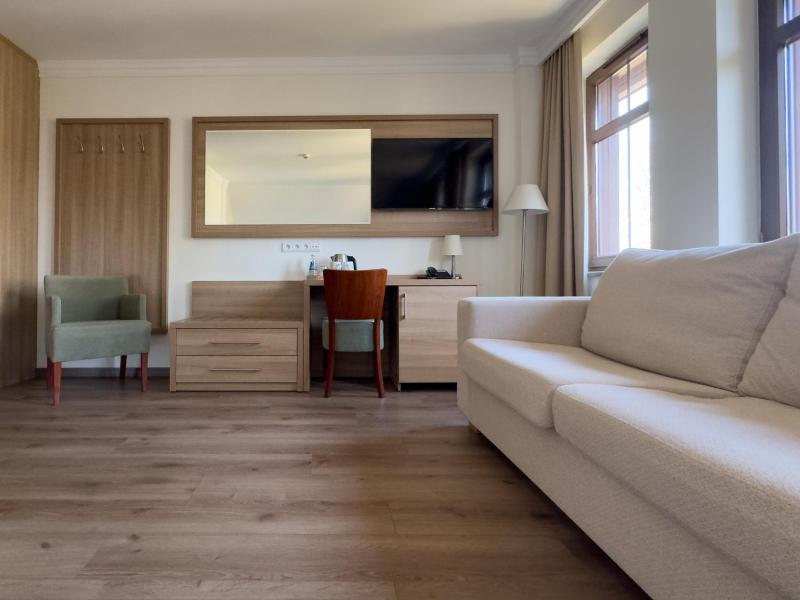 Superior Double Room image 3