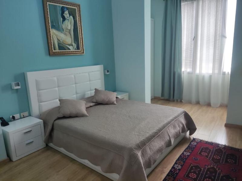 Single Room image 1