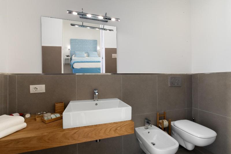 Blue Suite - image 8