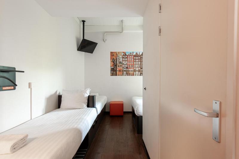 Triple Room - Disability Access image 1