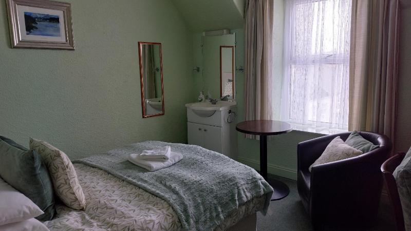 The Southcliff - image 20
