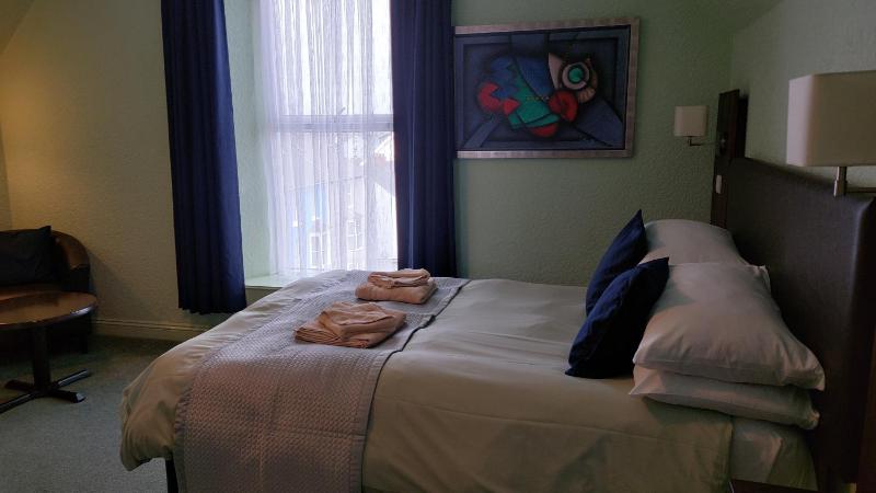 Standard Double Room image 4