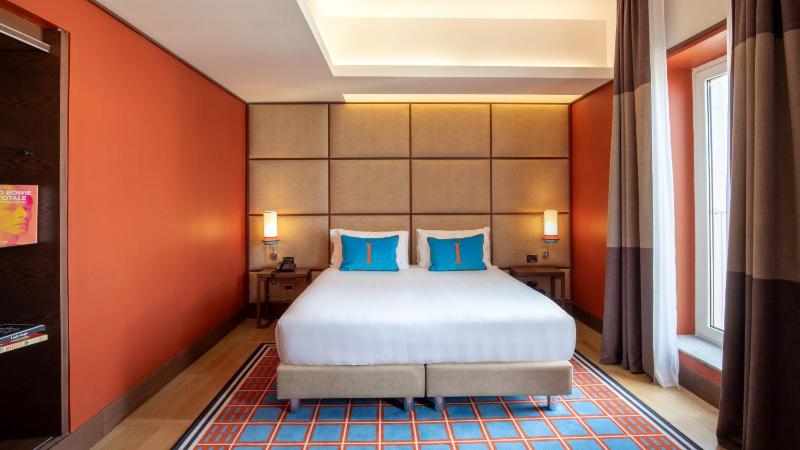 Superior Double or Twin Room image 4