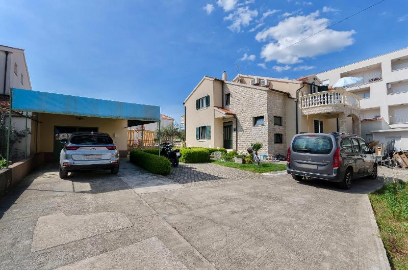 Apartments Family idyll - image 16