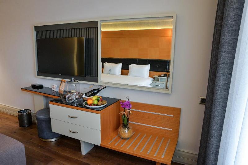 Superior Double Room image 2