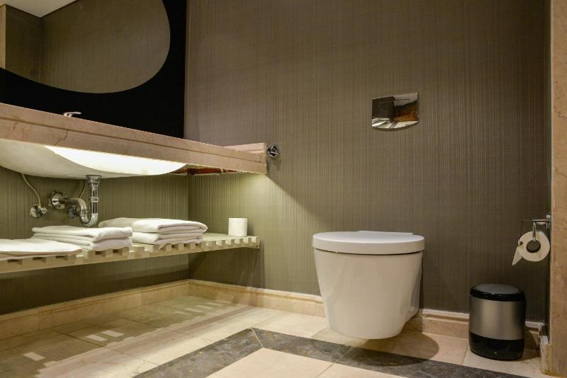 Superior Double Room image 4