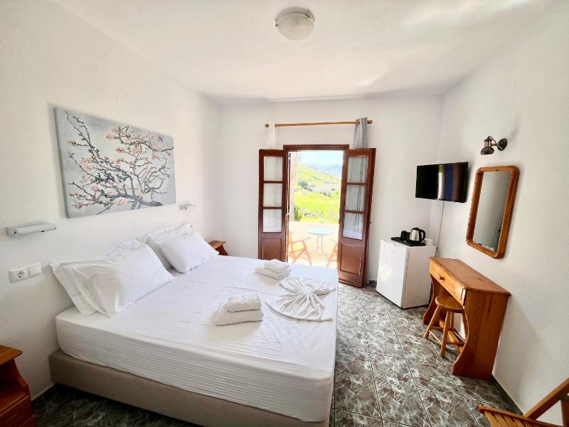 Room with Sea View image 3