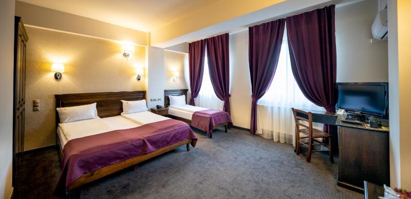 Triple Room image 1