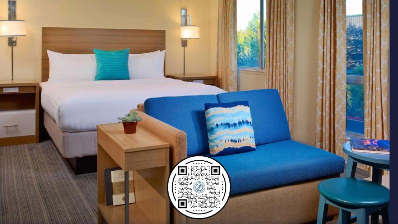 King Studio with Sofa Bed