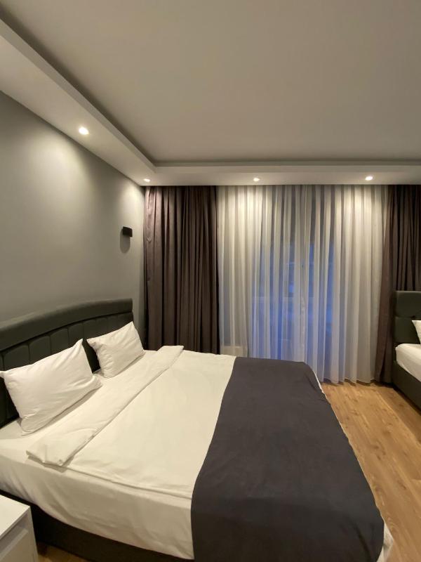 Triple Room image 3