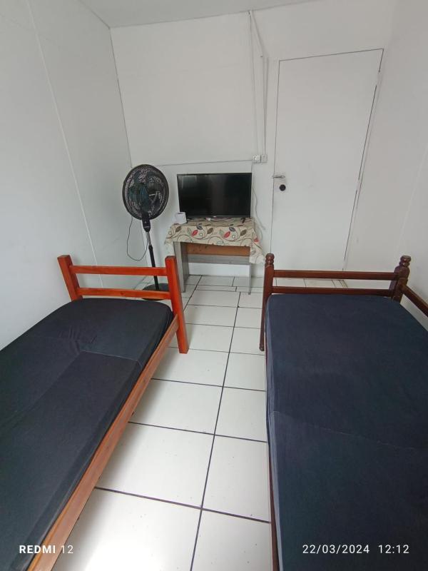 Hostel Canarios - image 10
