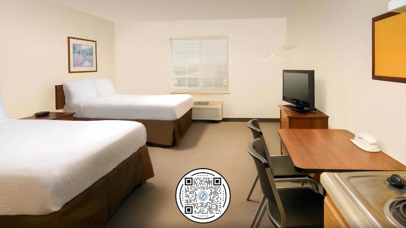 Double Room with Two Double Beds - Non-Smoking image 3