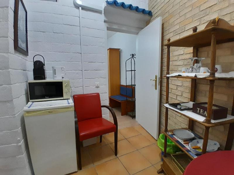 Pensión Antonio Guesthouse - image 10