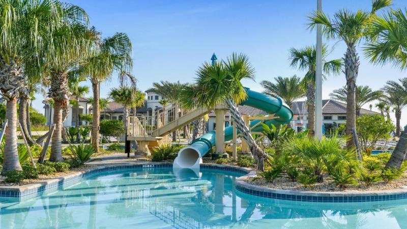 Ultimate Family Getaway Sleeps 26 Heated Pool & Entertainment - image 45