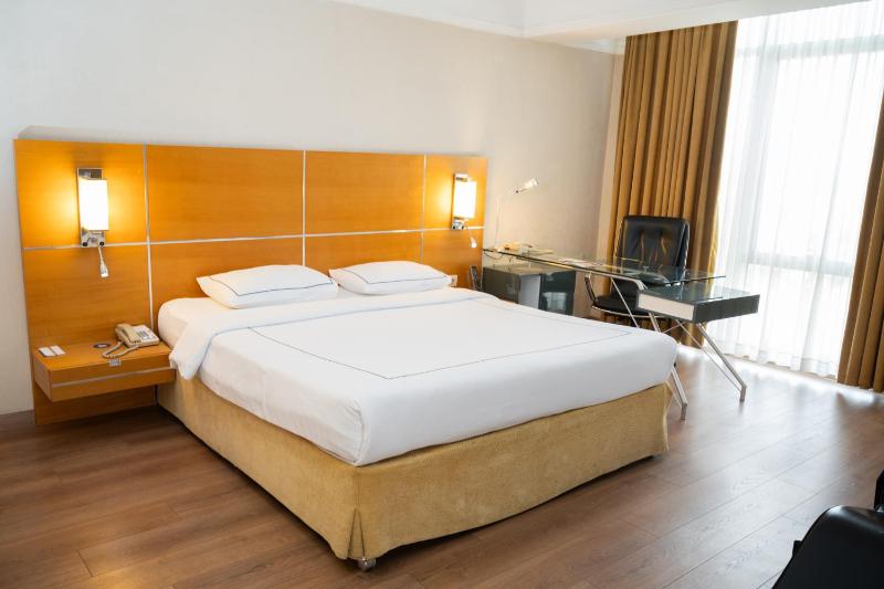King Room image 2
