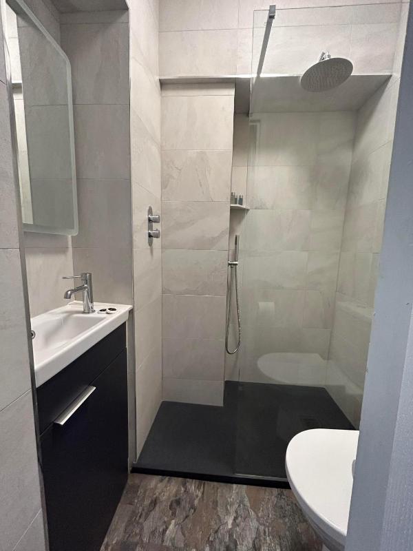 Standard Double or Twin Room image 1