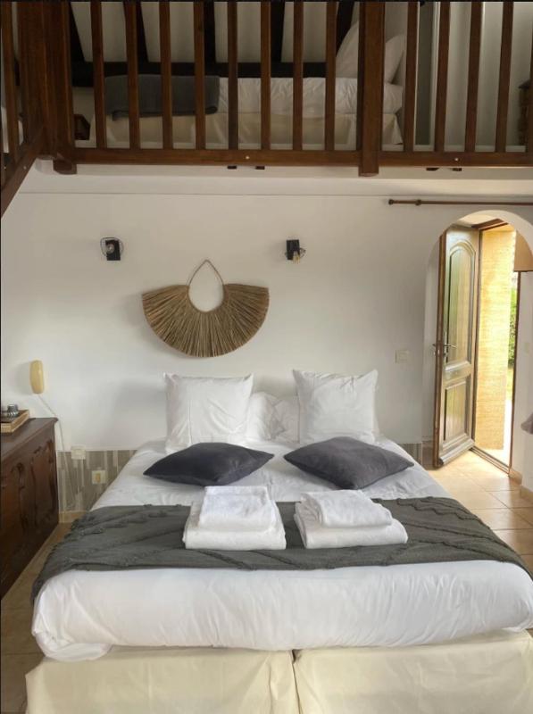 Signature Room - Guardian Cottage image 4