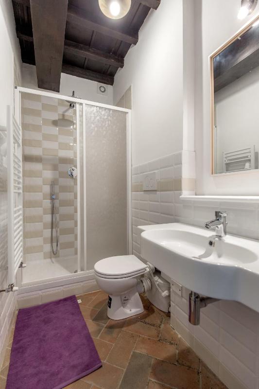 Double Room with Private External Bathroom image 3