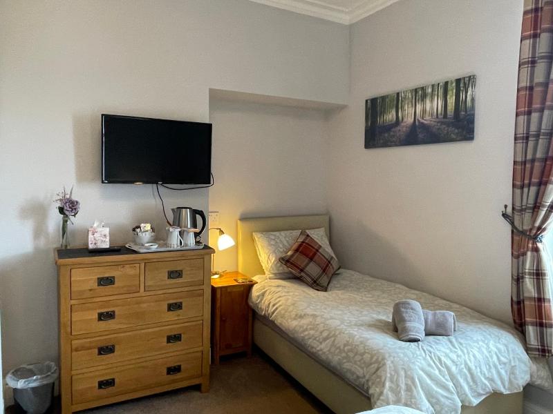 Rivendell Guest House - image 29