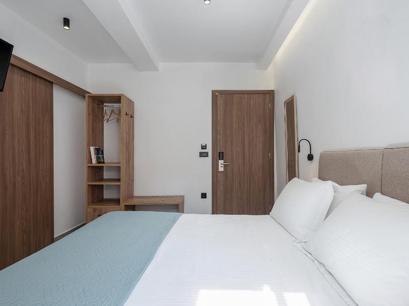 Porto Vecchio - image 40