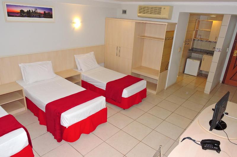 Bay Park Hotel Resort - image 17