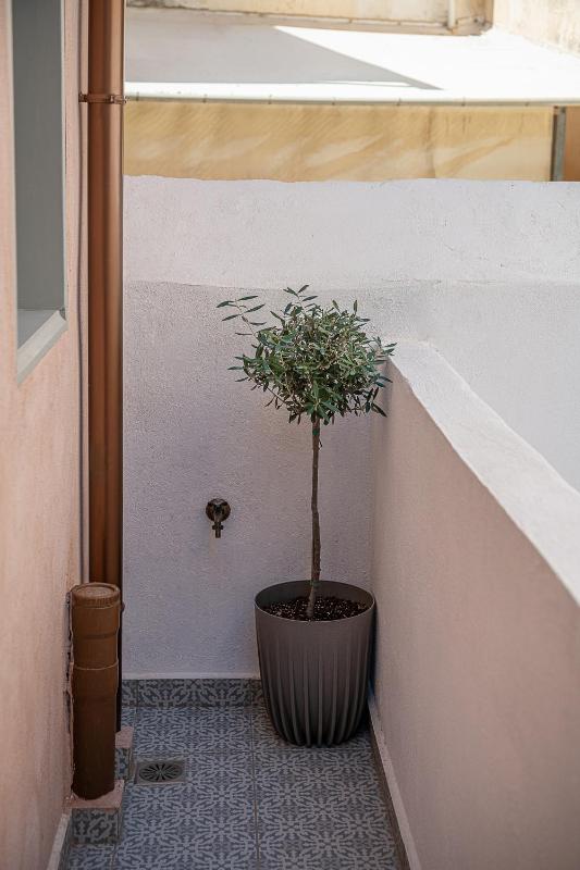 Porto Vecchio - image 16
