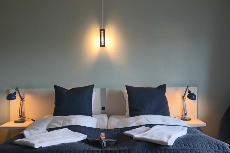 Standard Double or Twin Room image 3